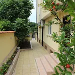 Zlatna Ribka Szálloda