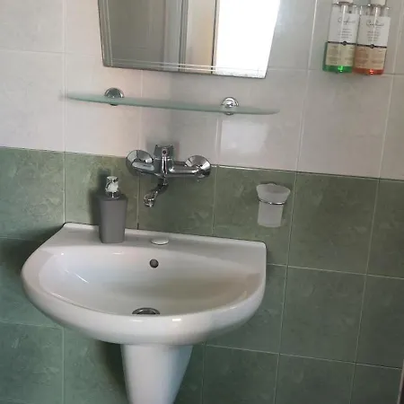 Otel Zlatna Ribka Chernomorets